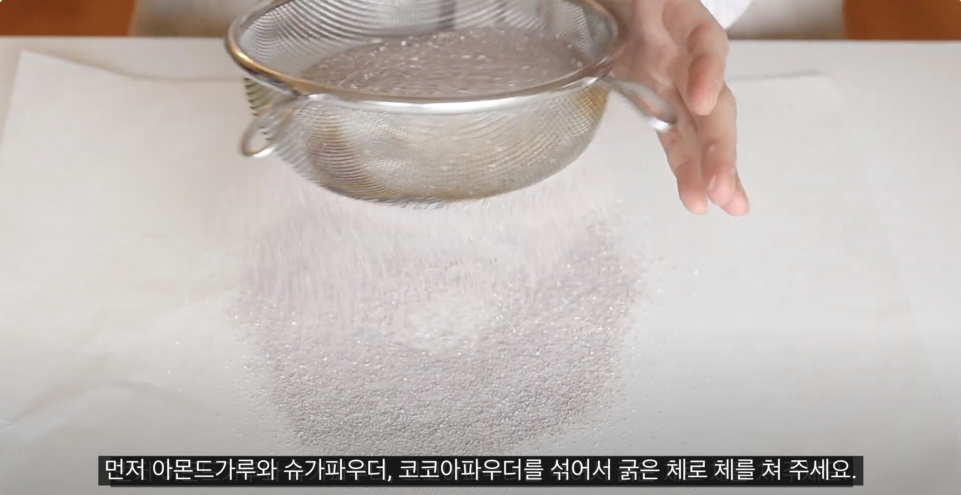 1UCIYKLAi8hD_A58wT26W5ue5dXeHOXpS